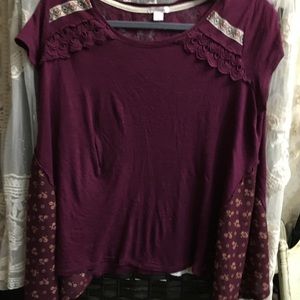 Burgundy top with lace , Very cute